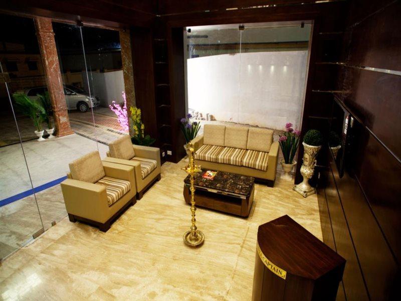 Hotel Mahalakshmi Residency Колуру Екстериор снимка